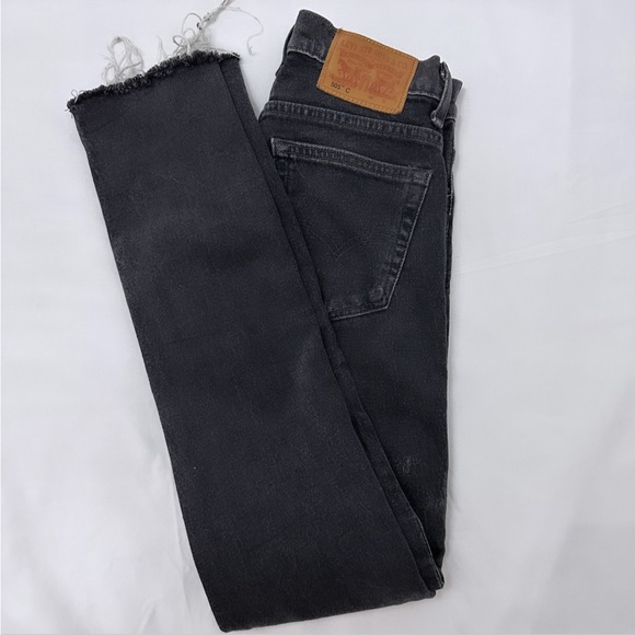 Levi’s 505 | straight leg denim cut off jeans - Picture 3 of 7